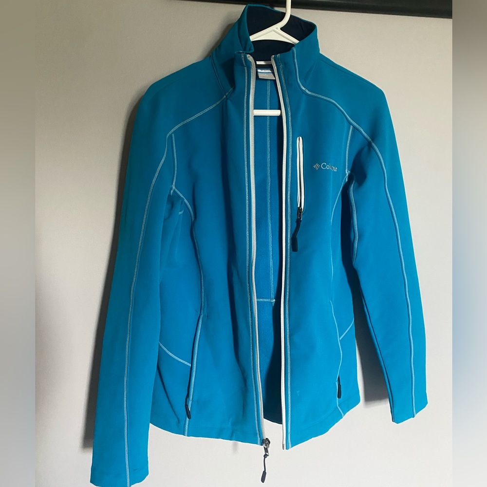 Blue Columbia active jacket